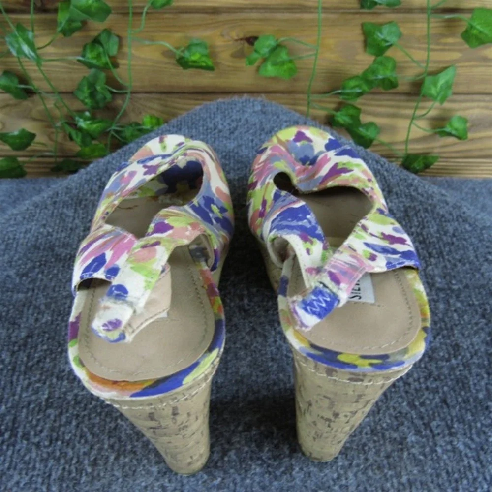 Steve Madden Women Genny Platform Multicolor Fabric Pump 10‎ Gently Used 2025